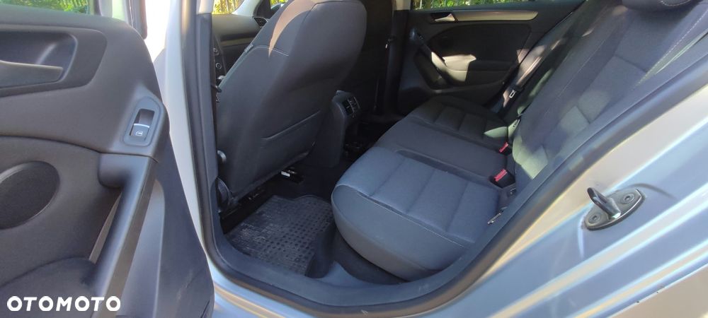 Volkswagen Golf 1.6 TDI DPF Style - 6