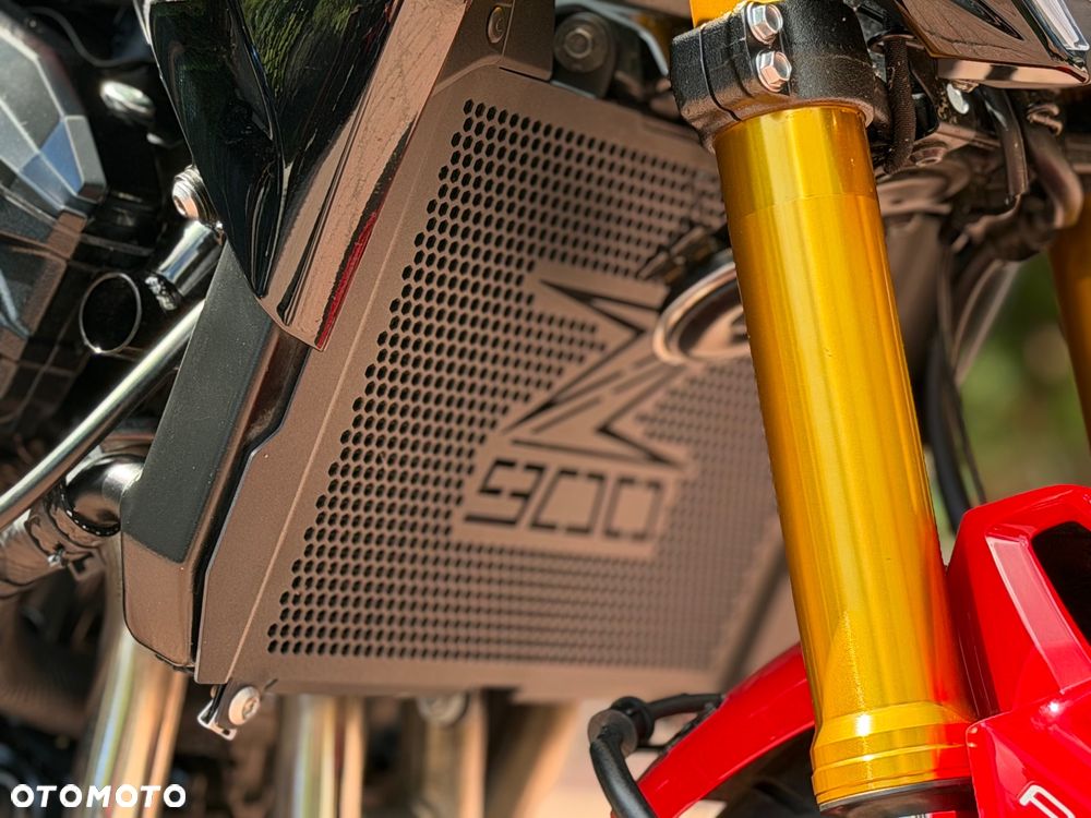 Kawasaki Z 900 - 29