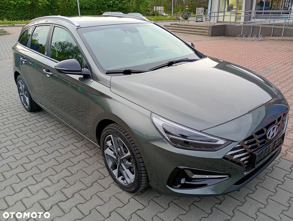 Hyundai i30 1.6 CRDI DCT EDITION 30 - 1