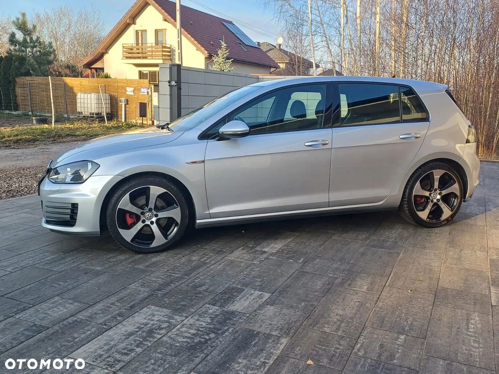 Volkswagen Golf GTI BlueMotion Technology DSG - 3