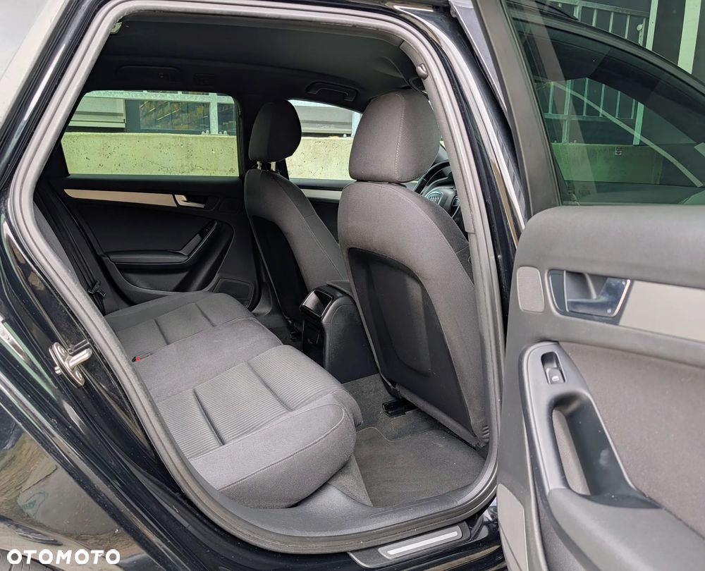 Audi A4 Avant 2.0 TDI DPF multitronic Attraction - 8