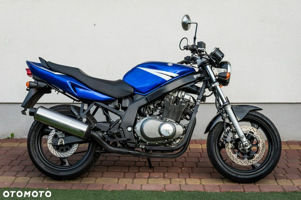 Suzuki GS - 3