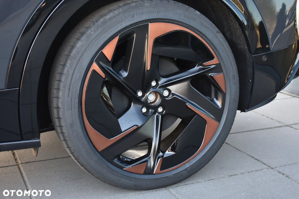 Cupra Tavascan 82kWh 4Drive VZ - 8