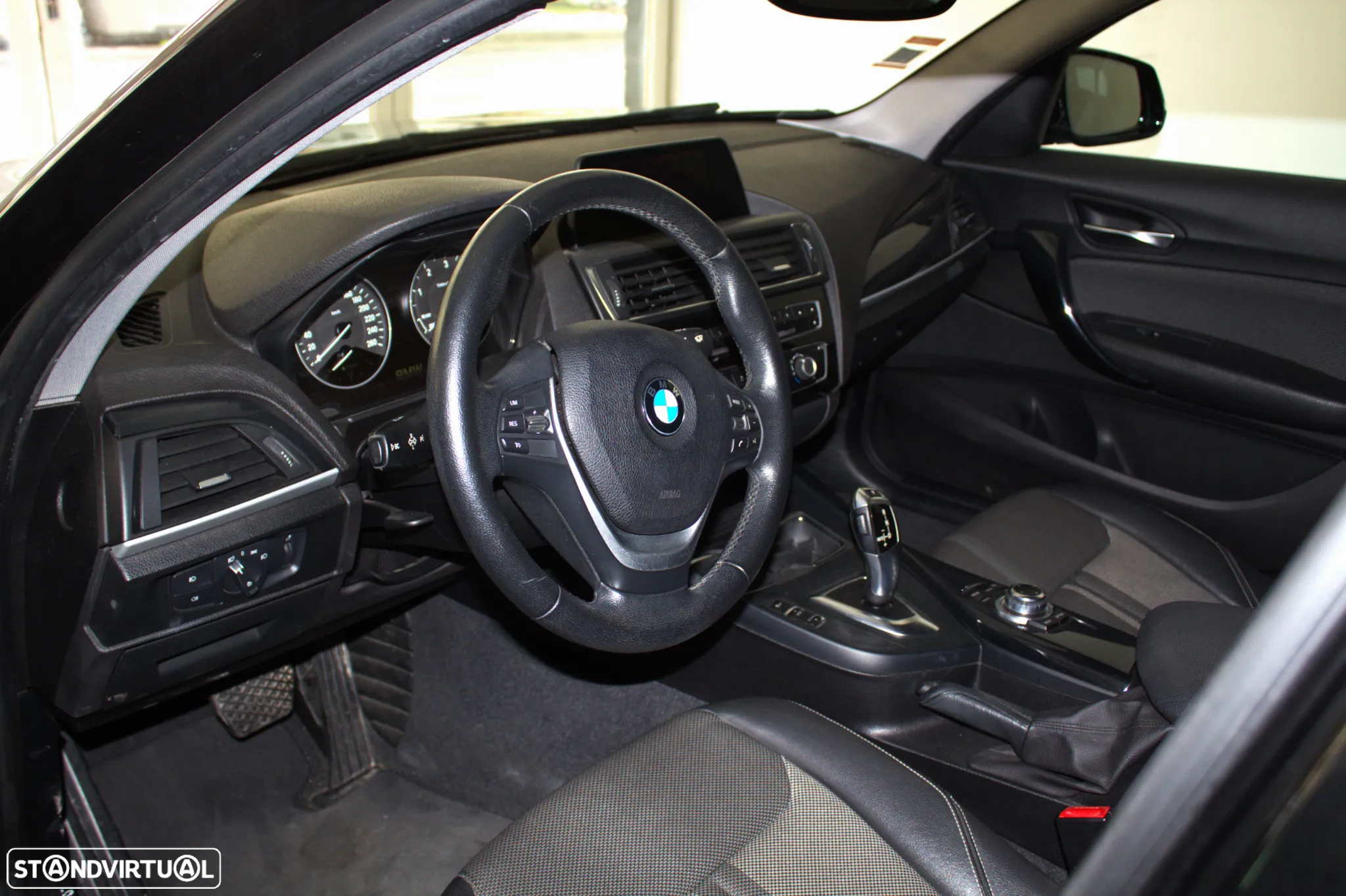 BMW 116 d Auto - 5