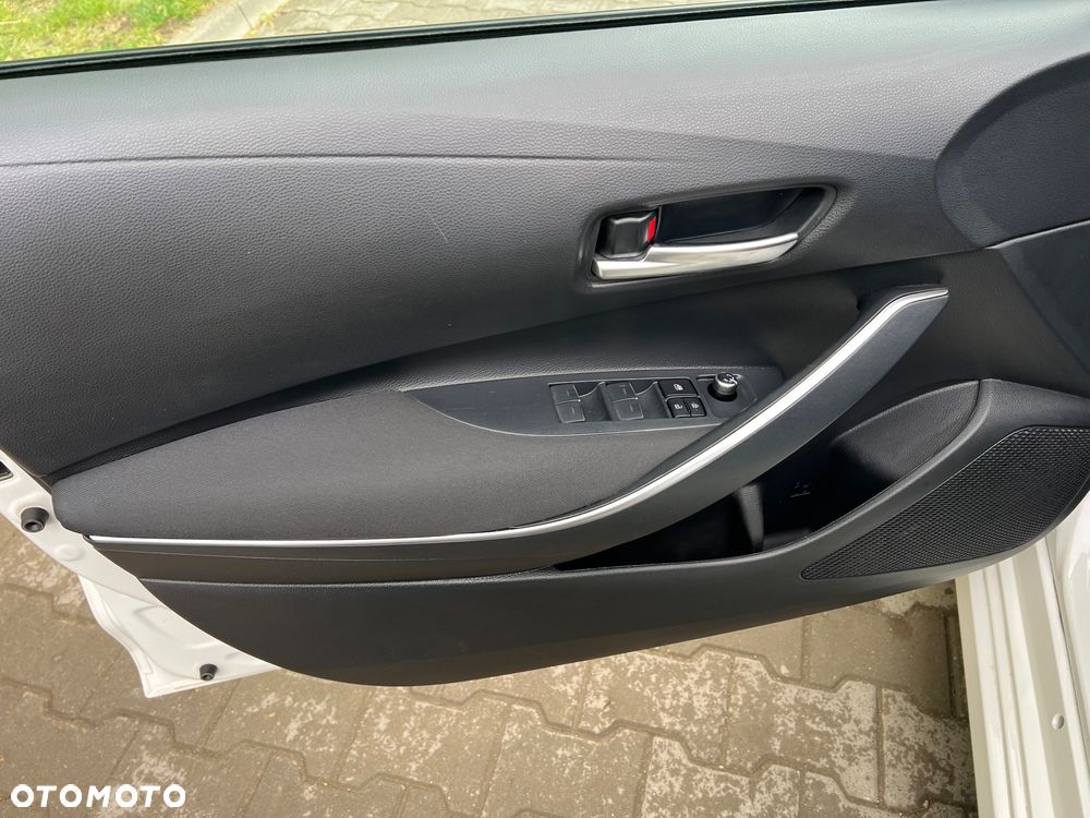 Toyota Corolla 1.8 Hybrid GPF Comfort - 13
