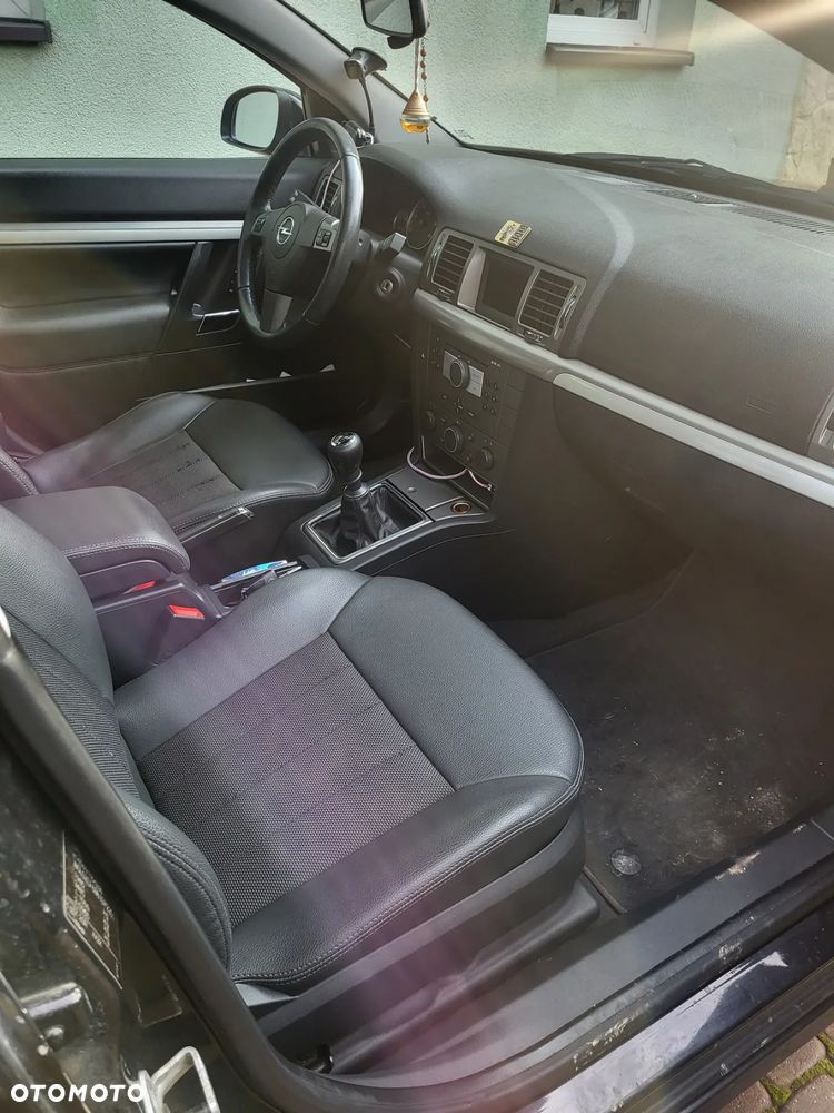 Opel Vectra 1.9 CDTI Essentia - 6