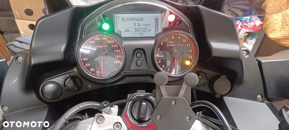 Kawasaki GTR - 3