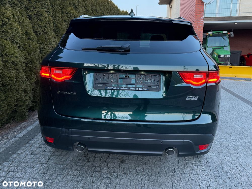 Jaguar F-Pace 2.0 i4D AWD Prestige - 3