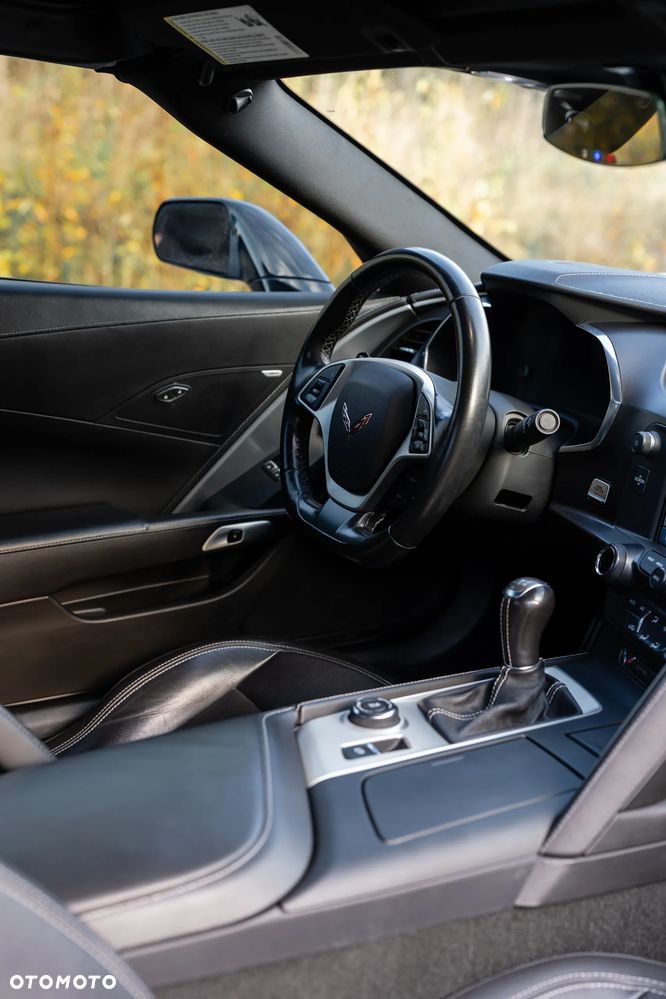 Chevrolet Corvette Stingray LT1 6.2 V8 - 31