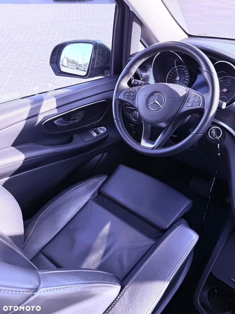Mercedes-Benz Klasa V 250 d Avantgarde 9G-Tronic (ekstra d³) - 6