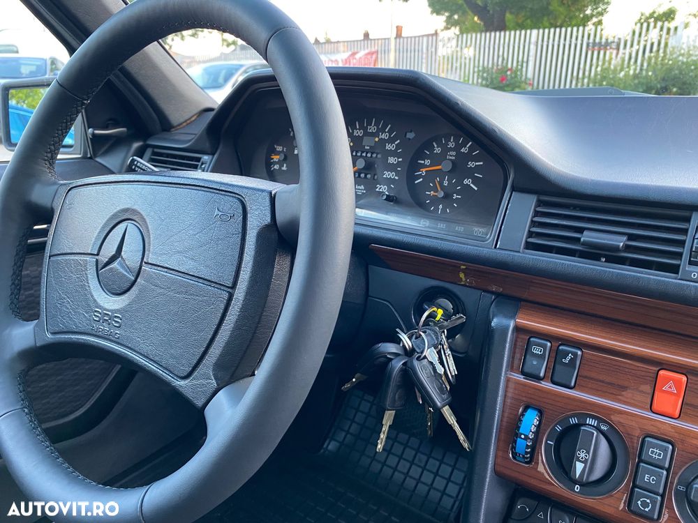 Mercedes-Benz W124 - 19