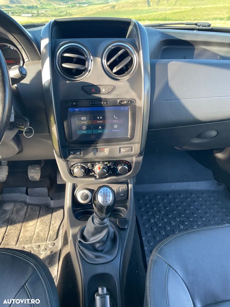 Dacia Duster dCi 110 FAP 4x4 Prestige - 8