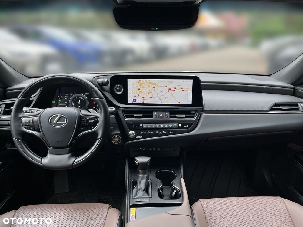 Lexus ES 300h Prestige - 8
