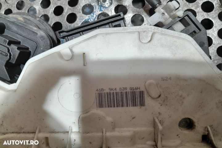 Broasca usa spate dreapta 5K4839016H 5K4839016H Volkswagen VW Golf 6 - 2