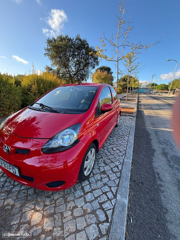 Toyota Aygo 1.0 - 2