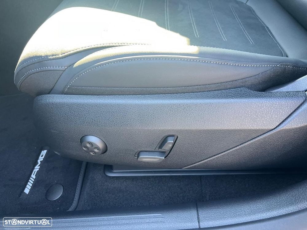 Mercedes-Benz GLC 300 de Coupe 4Matic - 12