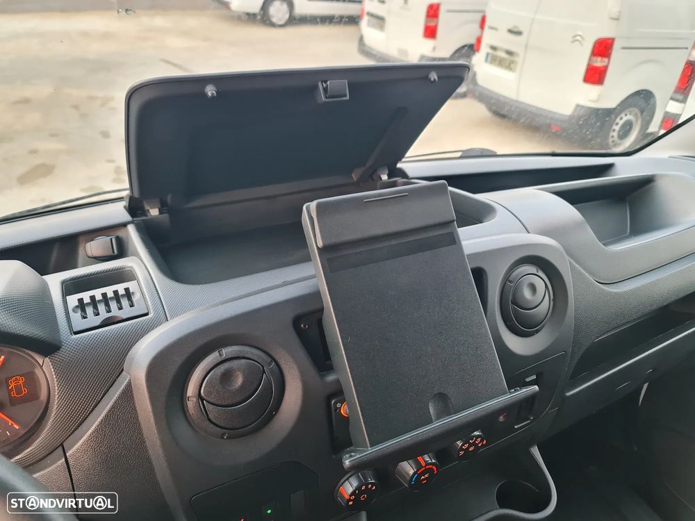 Renault Master 2.3Dci L1H1 *Ac/ Sensores/ com IVA DEDUTÍVEL - 29
