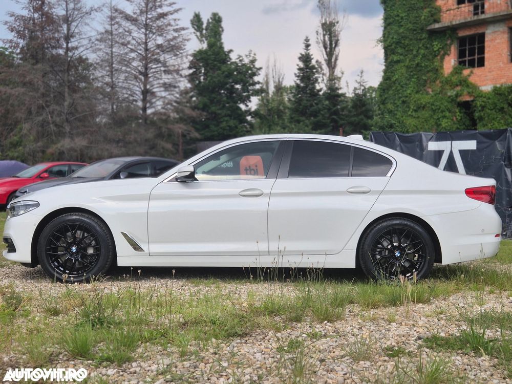 BMW Seria 5 530i xDrive Aut. Luxury Line - 8