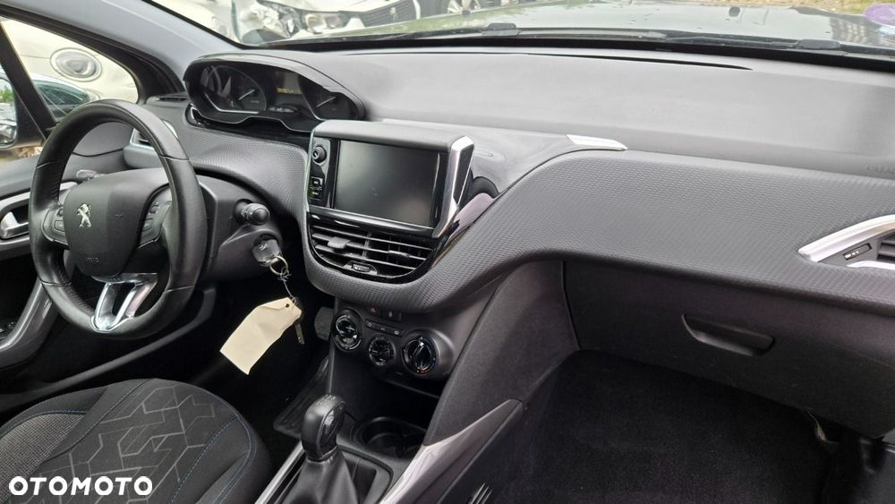 Peugeot 2008 - 15