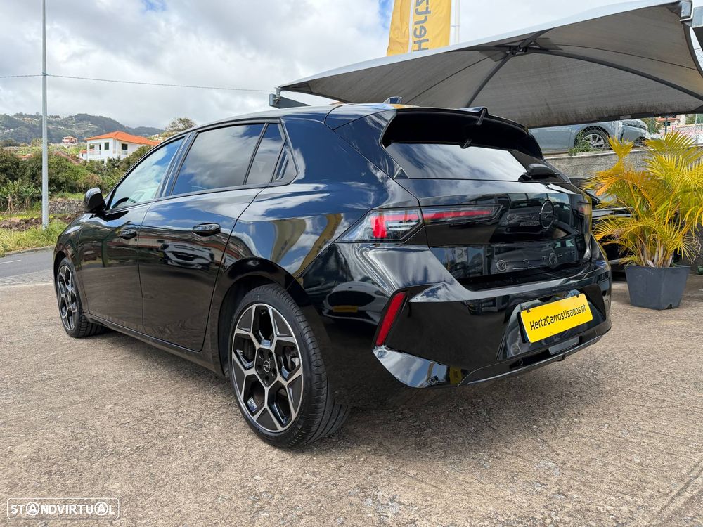 Opel Astra 1.2 T GS Line - 3