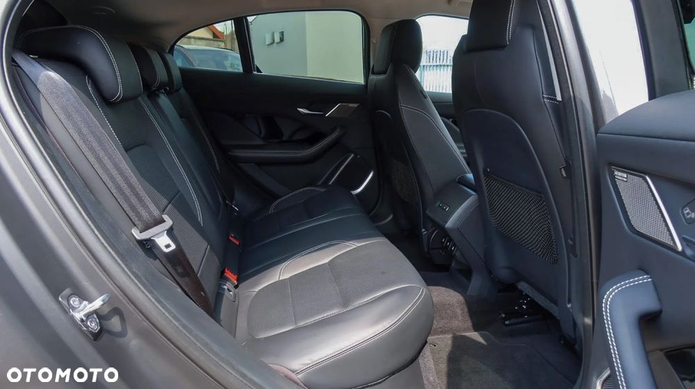Jaguar I-Pace EV400 AWD HSE - 25