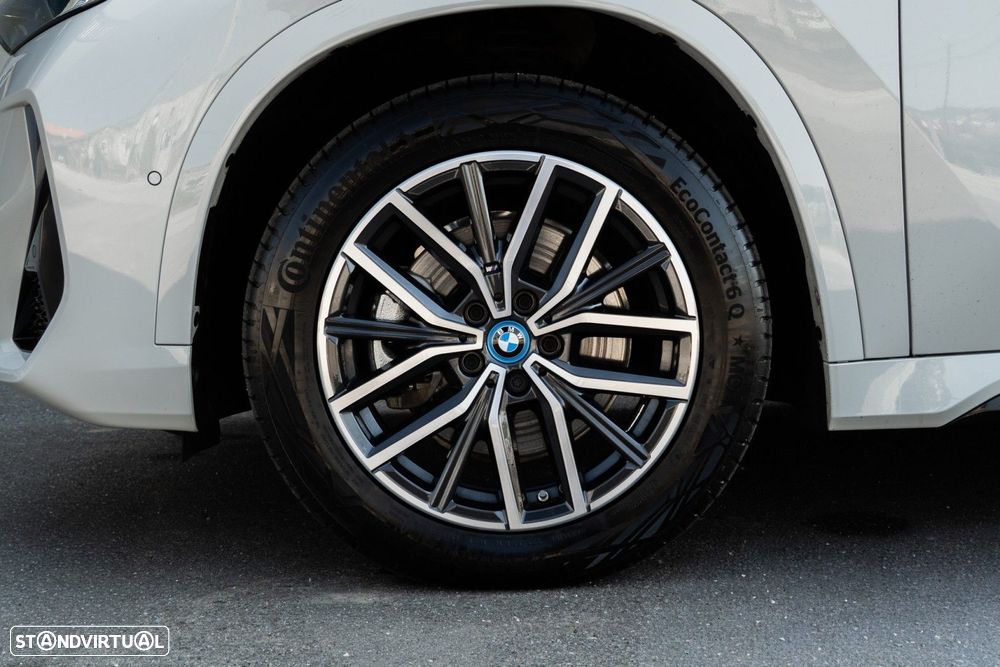 BMW iX1 xDrive30 Pack Desportivo M - 35