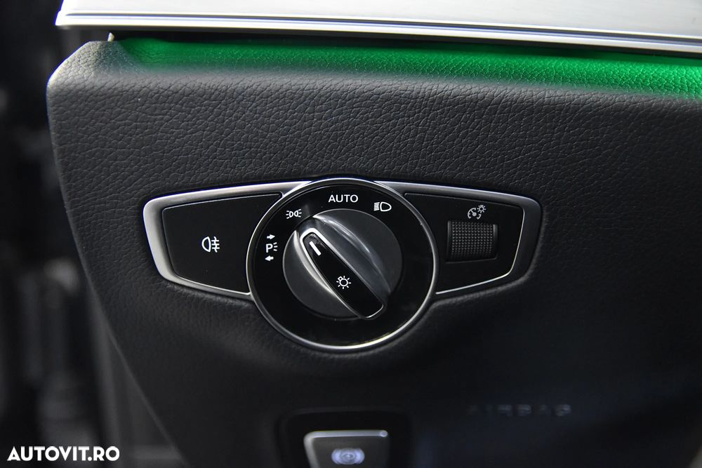 Mercedes-Benz E 220 d 4MATIC 9G-TRONIC AMG Line - 24