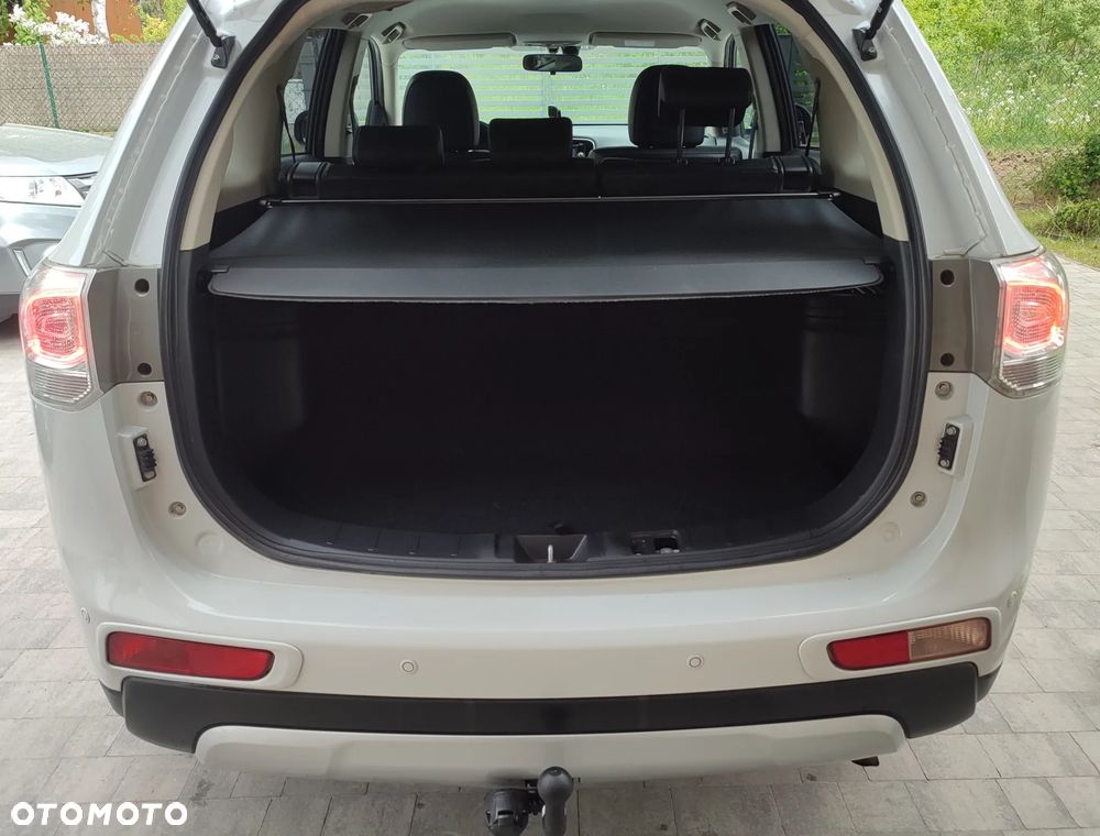 Mitsubishi Outlander 2.0 4WD CVT Top - 20
