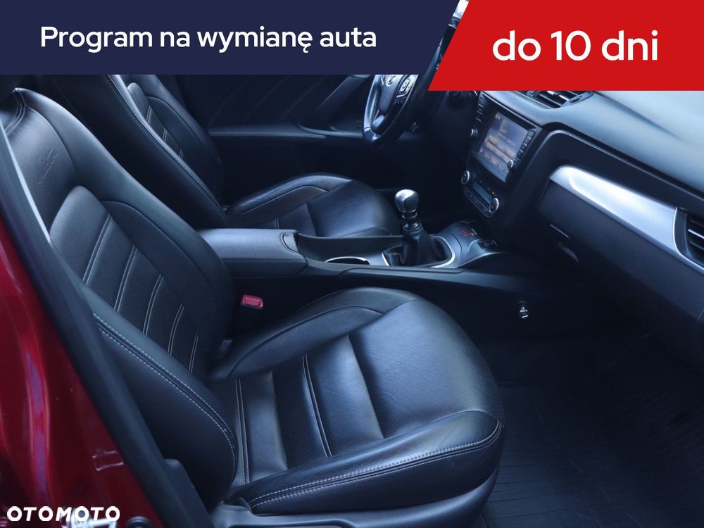 Toyota Avensis - 11