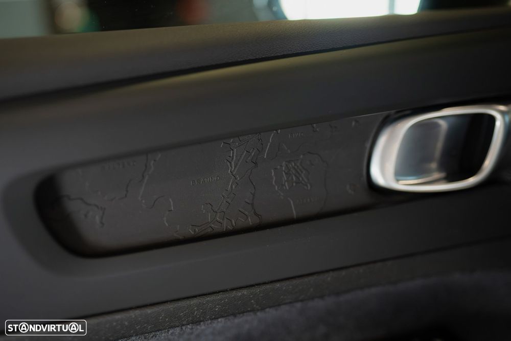 Volvo XC 40 Recharge Plus - 23