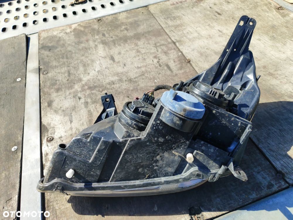 lampa przód lewa + prawa soczewka kompletna EUROPA do OPEL Vectra C Lift 05- - 5