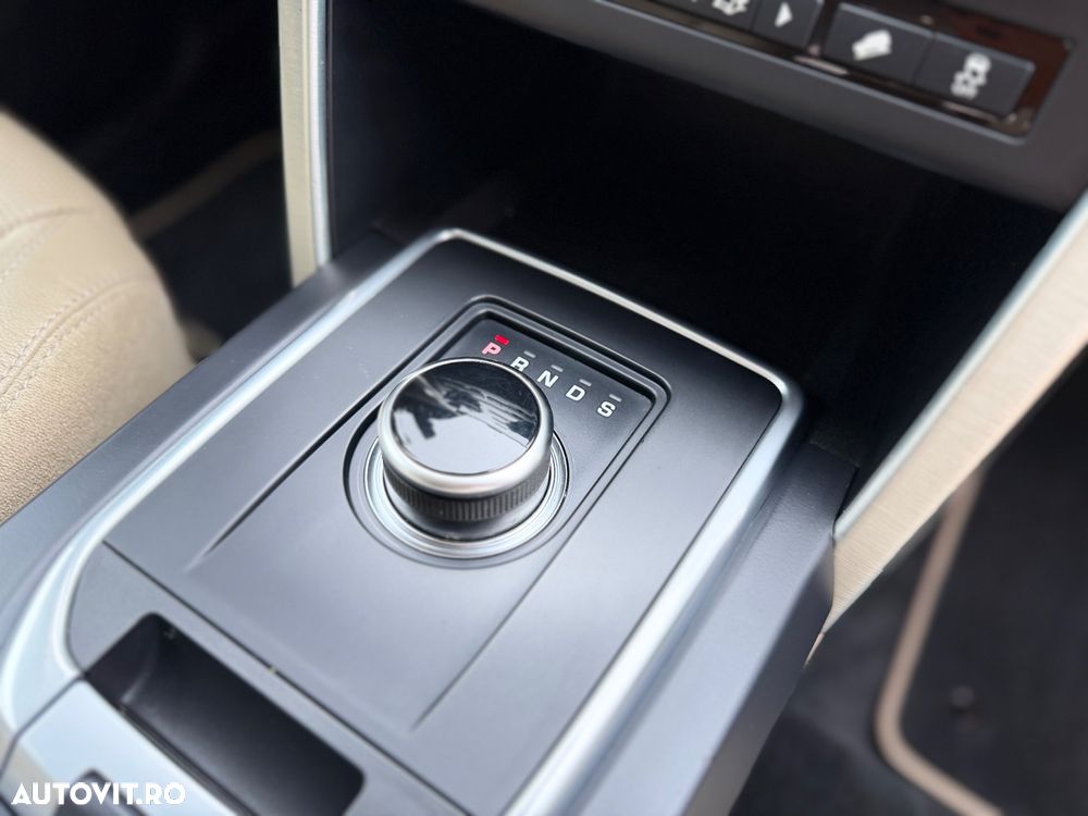 Land Rover Discovery Sport 2.0 l TD4 HSE Luxury Aut. - 19