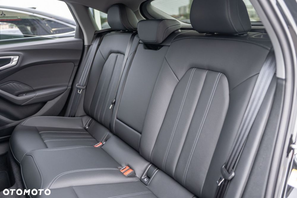 Audi A5 Limousine - 15