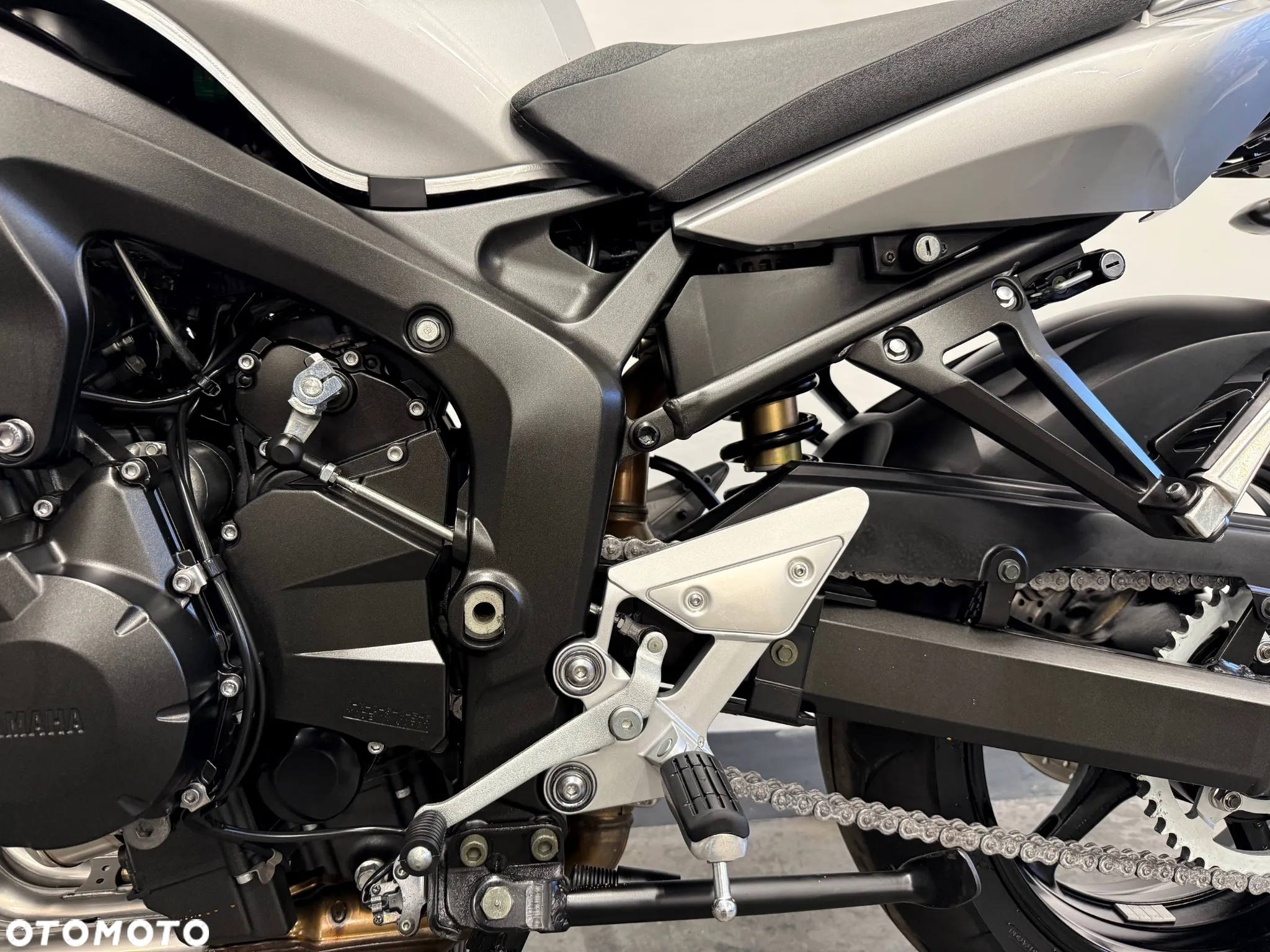 Yamaha FZ6 - 23