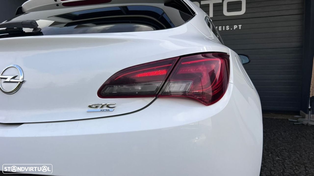 Opel Astra GTC 1.4 Turbo (ecoFLEX) S&S - 12