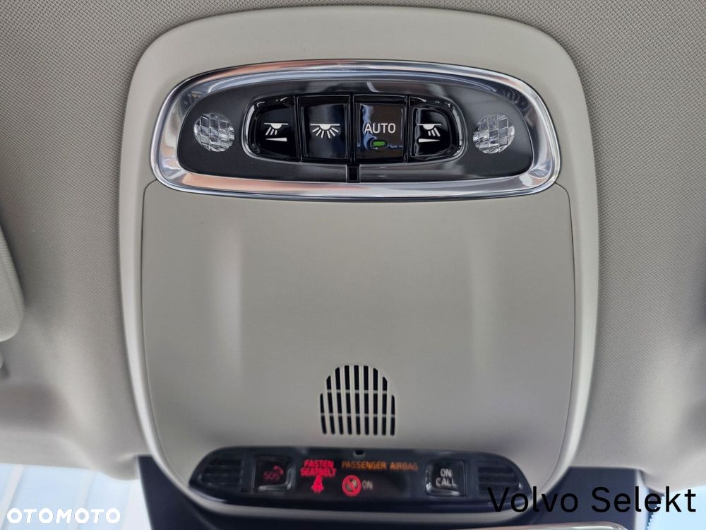 Volvo XC 90 - 31