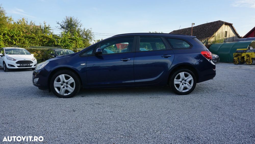 Opel Astra 2.0 CDTI DPF Innovation - 2