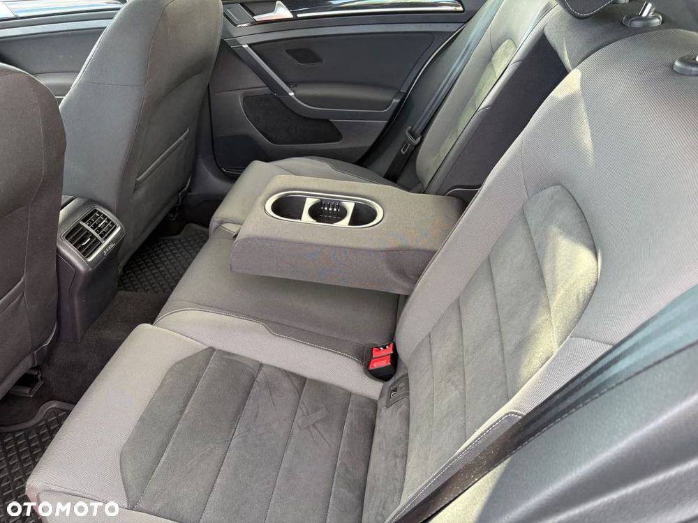 Volkswagen Golf 1.5 TSI ACT OPF DSG Highline - 21
