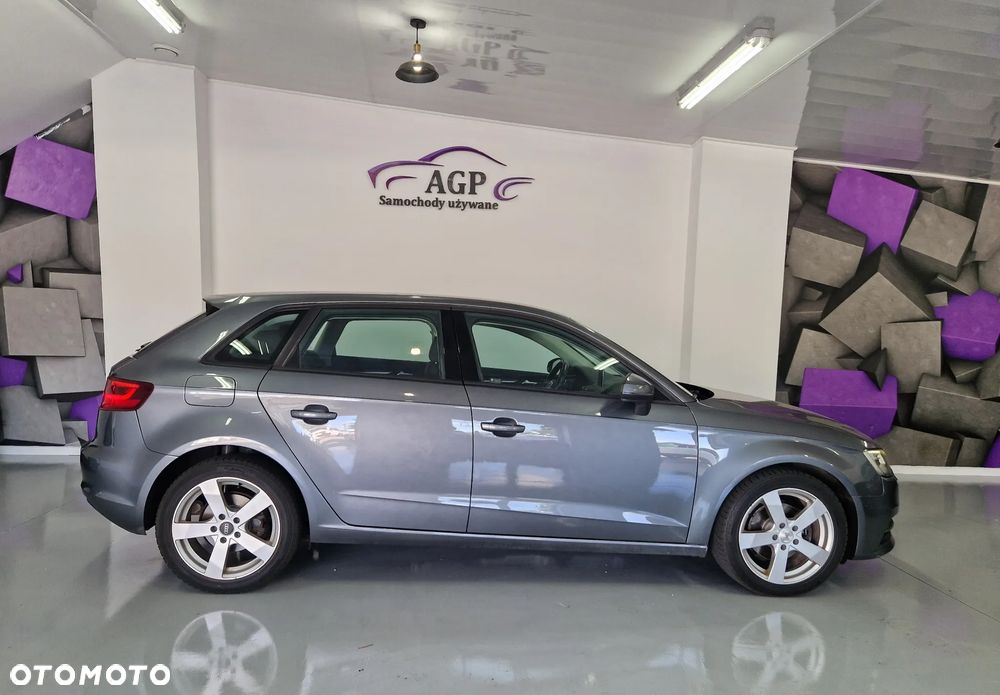 Audi A3 Sportback - 11