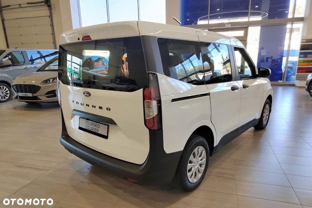 Ford Tourneo Courier - 7