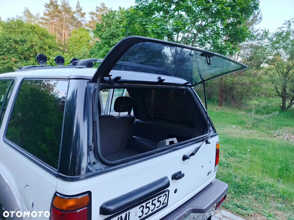 Ford Explorer - 16