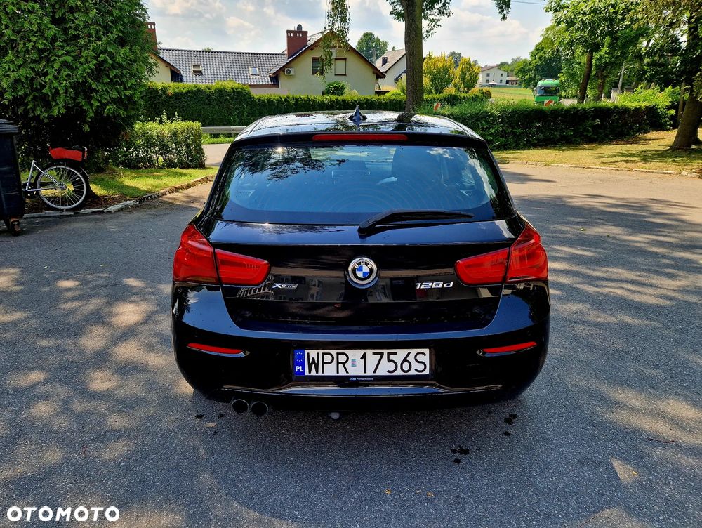 BMW Seria 1 120d xDrive M Sport Shadow sport - 11