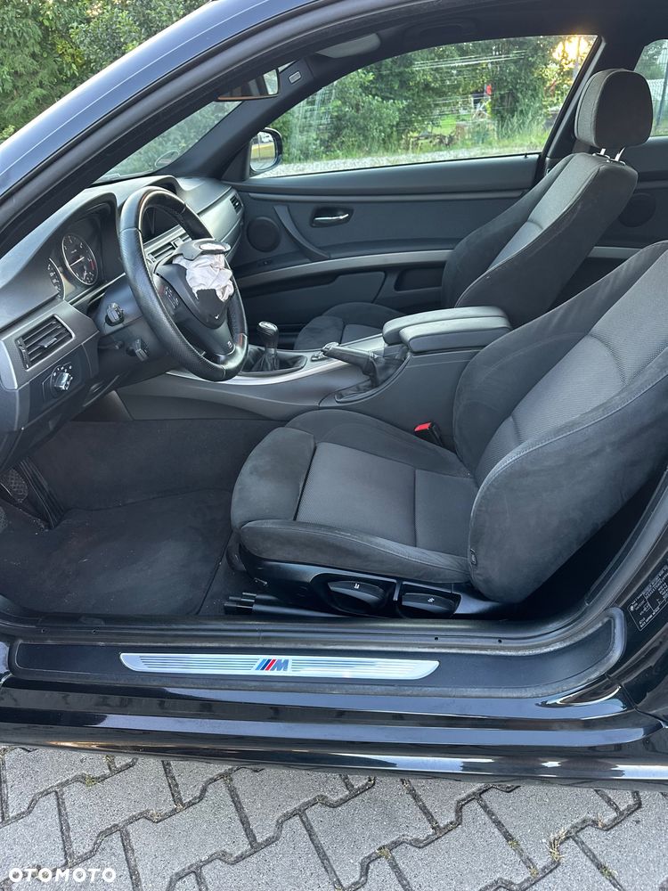 BMW Seria 3 320d M Sport Edition - 27