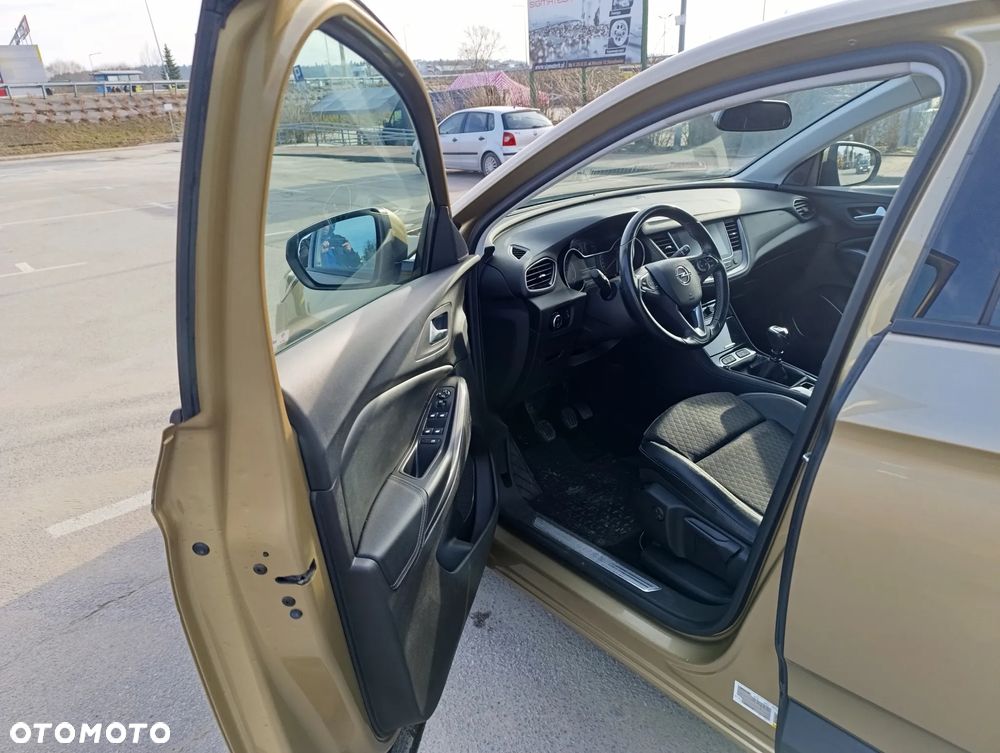 Opel Grandland X 1.6 CDTI Enjoy S&S - 10