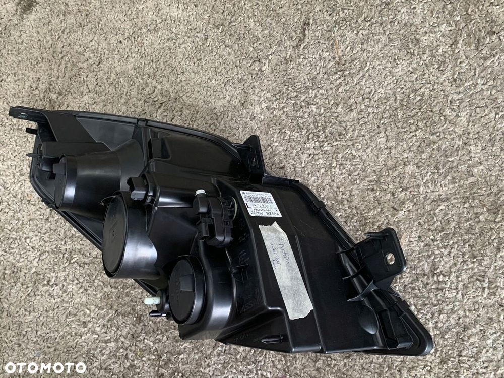 NISSAN NV400 REFLEKTOR LEWY LAMPA - 6