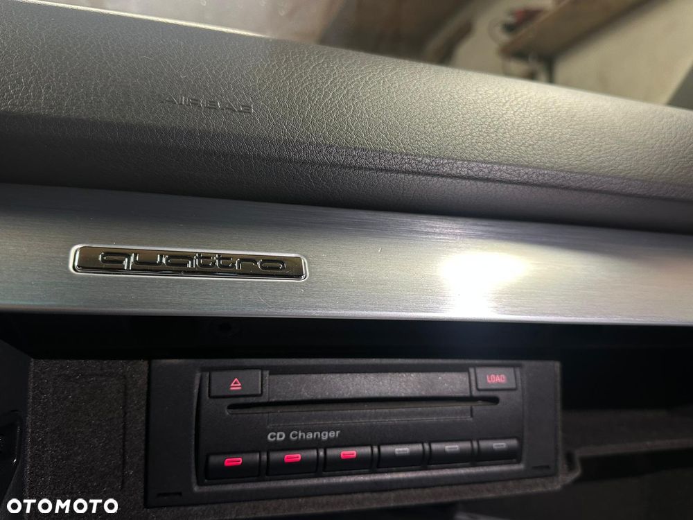 Audi A4 Avant 2.0T FSI Quattro - 14