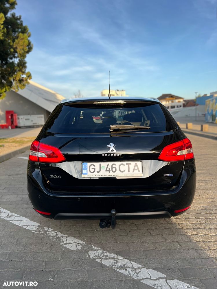 Peugeot 308 - 6