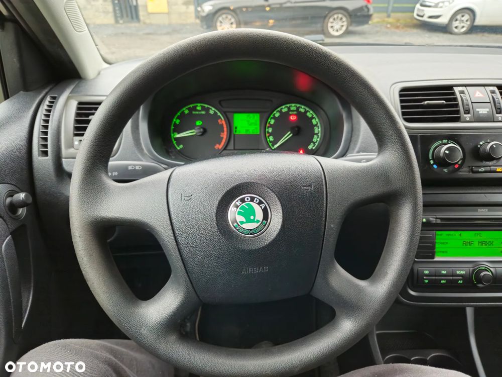 Skoda Fabia 1.2 HTP Active - 18