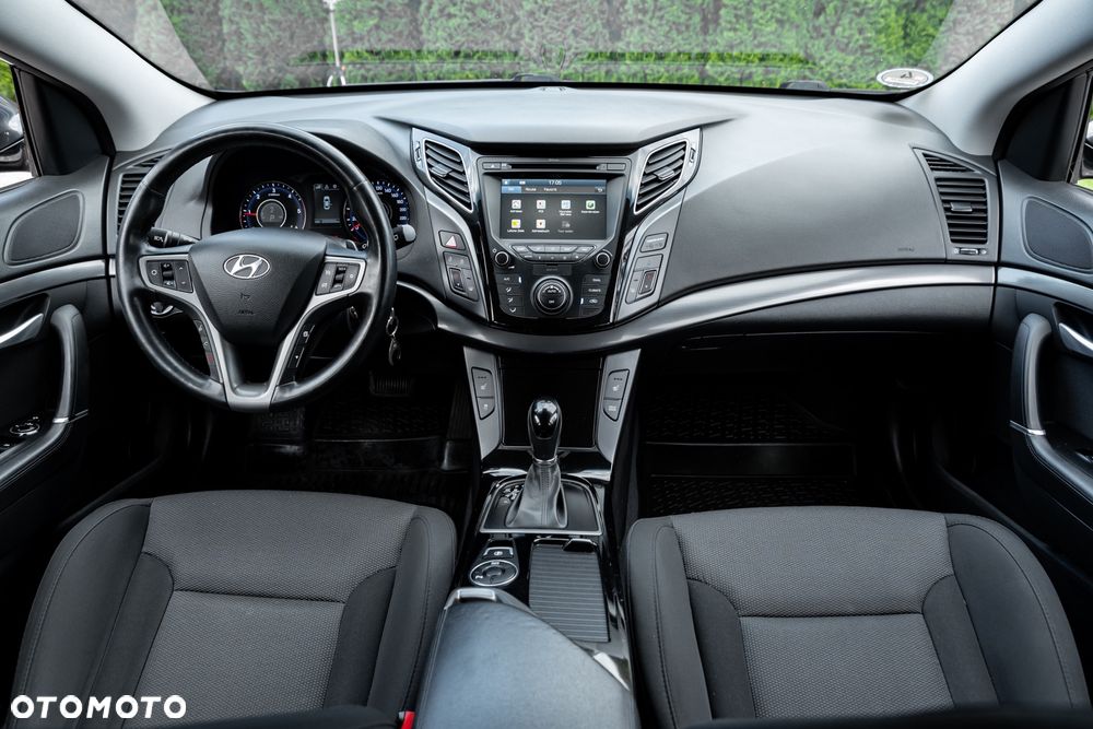 Hyundai i40 Kombi 1.7 CRDi DCT Premium - 26
