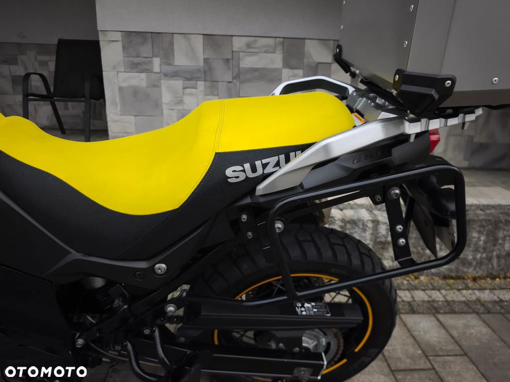 Suzuki DL - 12